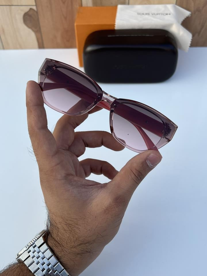 lo_uis_vui_tton_2900_pink