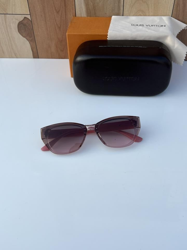 lo_uis_vui_tton_2900_pink