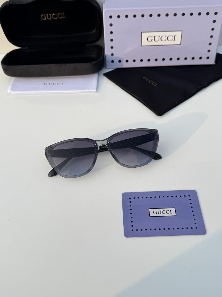 Guc_ci_2914_grey_blue