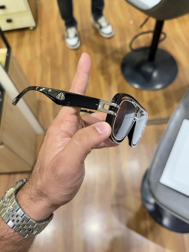 May_ba_ch_7339_black_silver