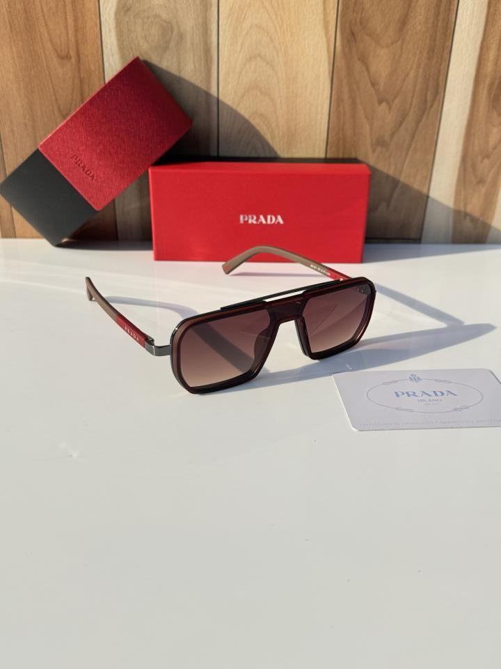 Prad_a_8151_brown