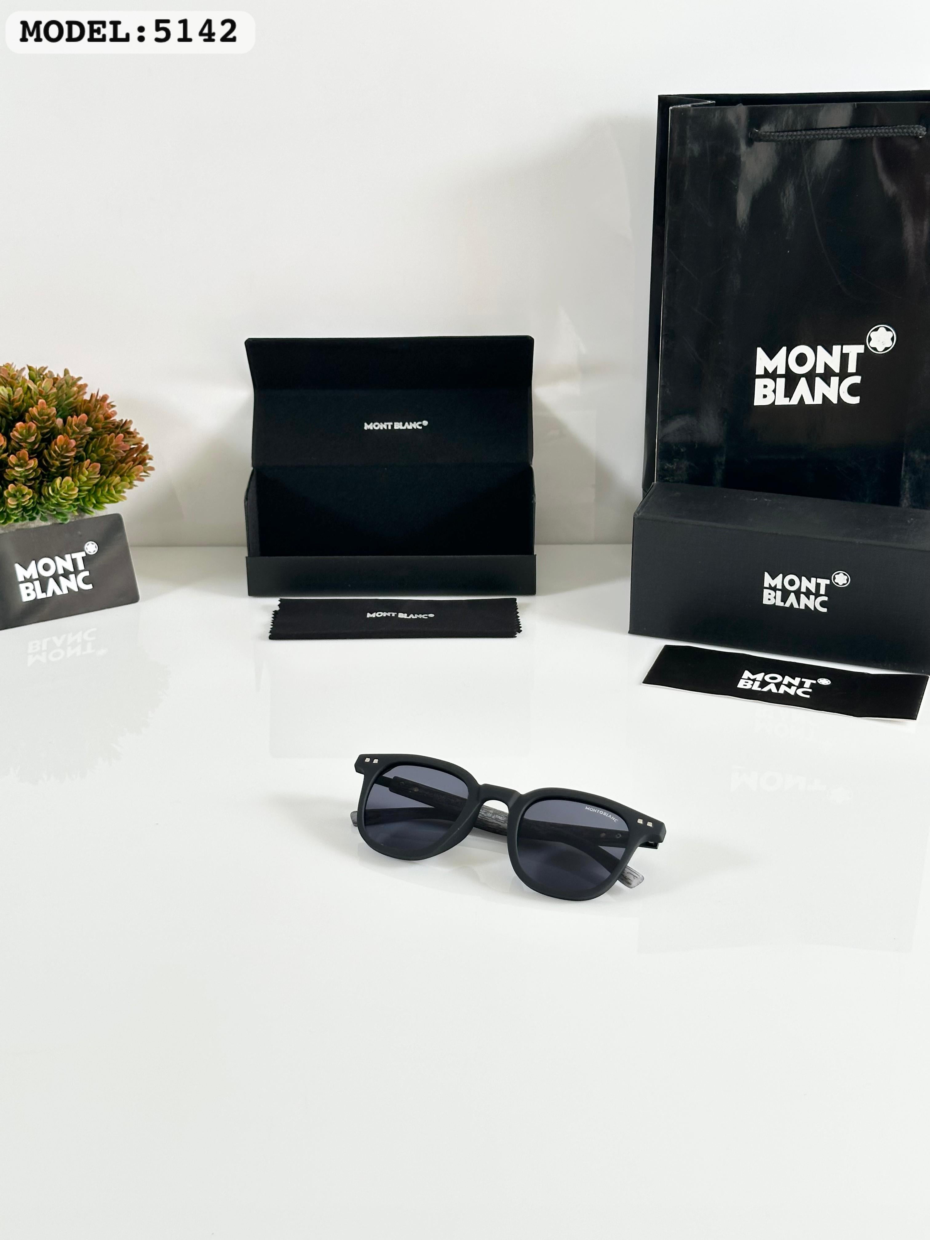 *MONT BLANC 5142 MATE BLACK* 😎😎😎😎😎😎 *HOTTEST SELLING MODEL* 🔥🔥🔥🔥🔥🔥