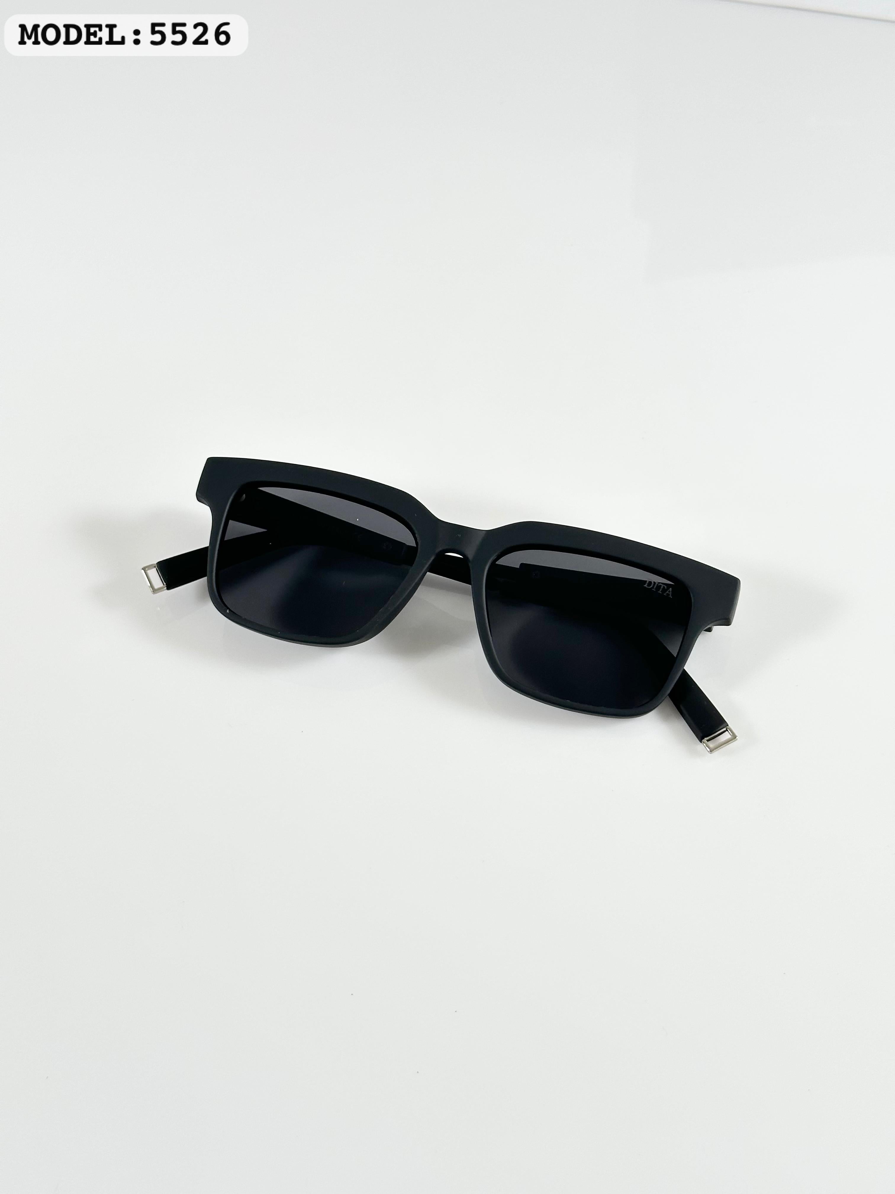 *DITA 5526 BLACK*